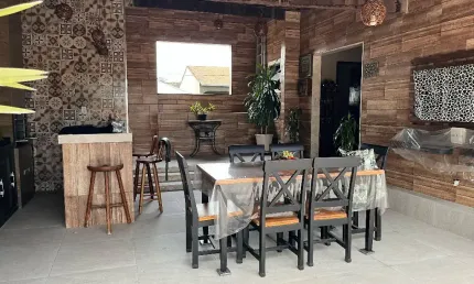 Casa com 3 quartos sendo 1 suíte,  em Campo Grande  no Rio de Janeiro-RJ.