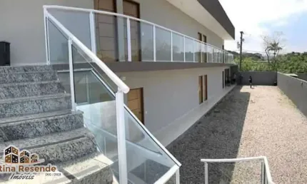 Ponto comercial à venda no Massaguaçu, Caraguatatuba  por R$ 1.500.000