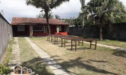 Casa com 2 quartos à venda na Rua Joaquim Aurélio Nabuco de Araújo, Pontal de Santa Marina, Caraguatatuba, 360 m2 por R$ 415.000