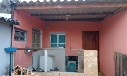 Casa com 3 quartos à venda no pegorelli, caraguatatuba , 220 m2 por r$ 150.000