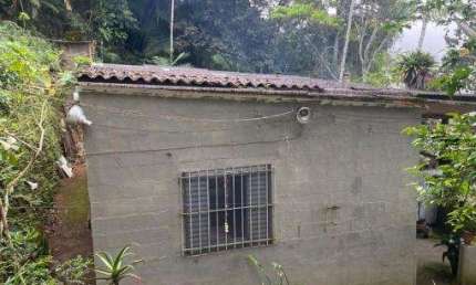 Chácara / sítio com 3 quartos à venda na Zona Rural, Paraibuna , 4793 m2 por R$ 210.000