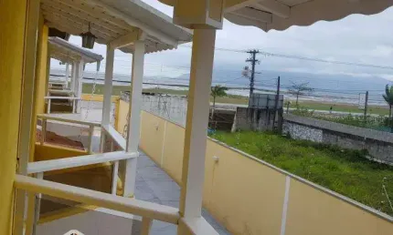Casa em condomínio fechado com 2 quartos à venda na praia aruan, caraguatatuba  por r$ 600.000