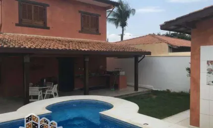 Casa com 3 quartos à venda no Pontal de Santa Marina, Caraguatatuba  por R$ 990.000