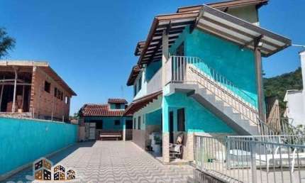 Casa com 6 quartos à venda no Massaguaçu, Caraguatatuba , 198 m2 por R$ 800.000