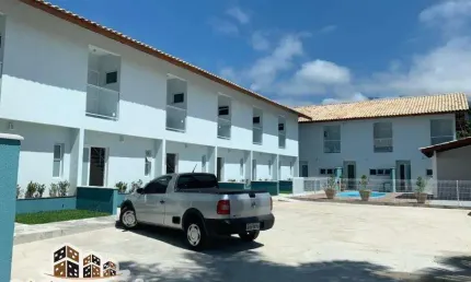 Casa em condomínio fechado com 2 quartos à venda no Massaguaçu, Caraguatatuba  por R$ 390.000