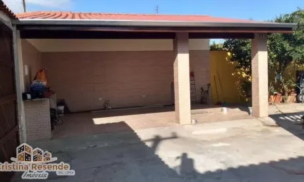 Casa com 4 quartos à venda no Pontal de Santa Marina, Caraguatatuba  por R$ 700.000