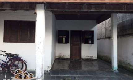 Casa com 3 quartos à venda no Perequê Mirim, Caraguatatuba , 180 m2 por R$ 180.000