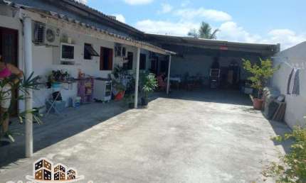 Casa com 3 quartos à venda na Praia da Enseada, São Sebastião , 195 m2 por R$ 380.000