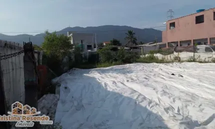 Terreno à venda no Jardim Tarumãs, Caraguatatuba , 303 m2 por R$ 130.000