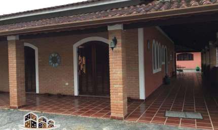 Casa com 2 quartos à venda na Rua Joaquim Aurélio Nabuco de Araújo, Massaguaçu, Caraguatatuba, 1170 m2 por R$ 800.000