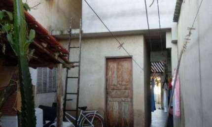Casa com 2 quartos à venda na Rua Joaquim Aurélio Nabuco de Araújo, Perequê Mirim, Caraguatatuba por R$ 235.000