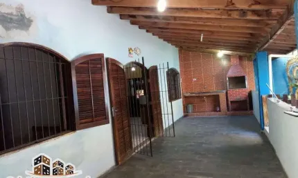 Casa com 2 quartos à venda na Rua Joaquim Aurélio Nabuco de Araújo, Perequê Mirim, Caraguatatuba, 220 m2 por R$ 330.000