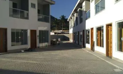 Casa em condomínio fechado com 2 quartos à venda na Rua Joaquim Aurélio Nabuco de Araújo, Massaguaçu, Caraguatatuba, 80 m2 por R$ 430.000