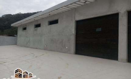 Sala comercial à venda em Maranduba, Ubatuba , 214 m2 por R$ 1.500.000