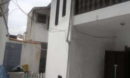 Casa com 3 quartos à venda na Rua Joaquim Aurélio Nabuco de Araújo, Centro, Caraguatatuba, 176 m2 por R$ 400.000