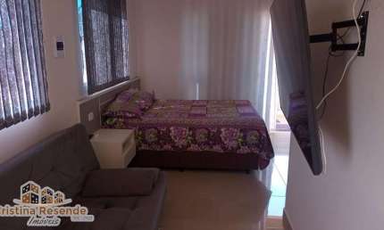 Casa com 1 quarto à venda no Jardim Tarumãs, Caraguatatuba  por R$ 320.000