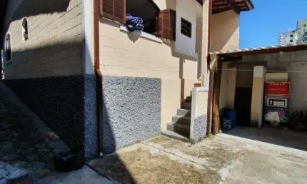 Casa com 2 quartos à venda no massaguaçu, caraguatatuba , 250 m2 por r$ 520.000
