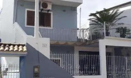 Casa com 4 quartos à venda no tinga, caraguatatuba  por r$ 380.000