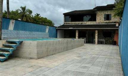 Casa com 3 quartos à venda no Barranco Alto, Caraguatatuba  por R$ 500.000