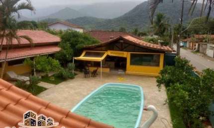 Casa com 4 quartos à venda no Massaguaçu, Caraguatatuba  por R$ 1.350.000