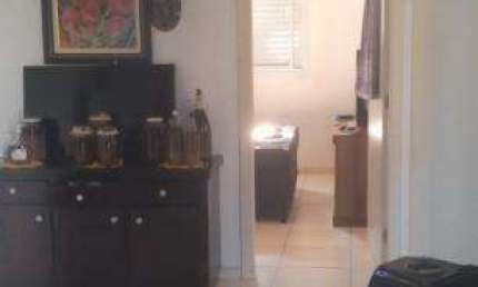 Casa com 2 quartos à venda no Travessão, Caraguatatuba  por R$ 200.000