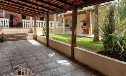 Casa com 2 quartos à venda no Cantagalo, Caraguatatuba , 480 m2 por R$ 600.000
