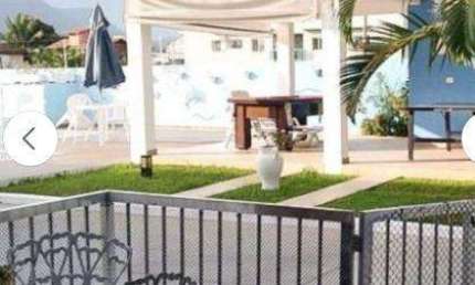 Casa em condomínio fechado com 2 quartos à venda no Martim de Sá, Caraguatatuba  por R$ 420.000