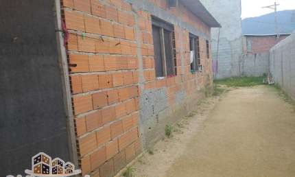 Casa com 1 quarto à venda no Perequê Mirim, Caraguatatuba , 120 m2 por R$ 160.000