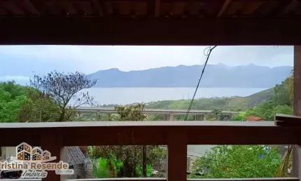 Casa com 4 quartos à venda no Morro do Abrigo, São Sebastião  por R$ 450.000