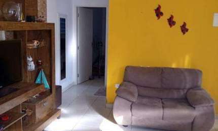 Casa com 2 quartos à venda no Perequê Mirim, Caraguatatuba  por R$ 230.000