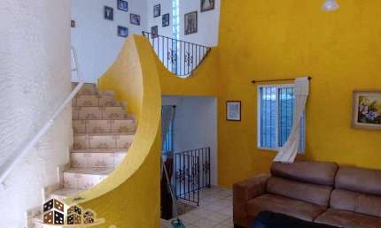 Casa com 3 quartos à venda no Indaiá, Caraguatatuba  por R$ 850.000
