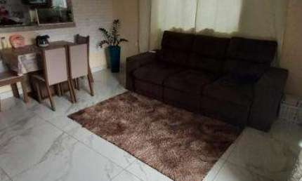 Casa com 2 quartos à venda no Perequê Mirim, Caraguatatuba  por R$ 250.000