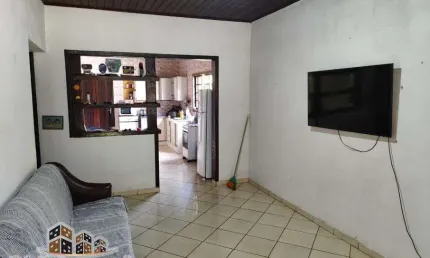 Casa com 2 quartos à venda no cantagalo, caraguatatuba  por r$ 320.000