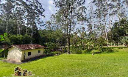 Chácara / sítio com 1 quarto à venda no Pouso Frio, Natividade da Serra , 67200 m2 por R$ 690.000