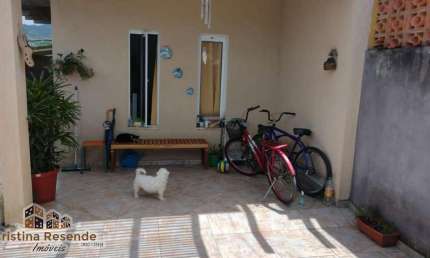 Casa com 2 quartos à venda no Perequê Mirim, Caraguatatuba  por R$ 380.000