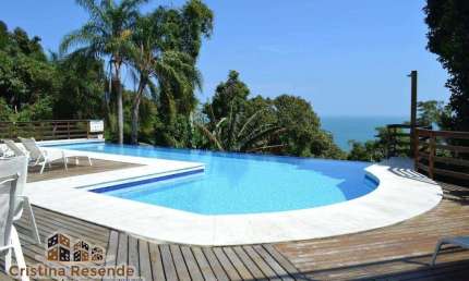 Casa em condomínio fechado com 2 quartos à venda no São Pedro, Ilhabela  por R$ 750.000