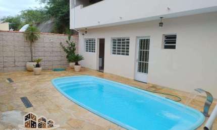 Casa com 3 quartos à venda no Centro, Natividade da Serra , 360 m2 por R$ 890.000