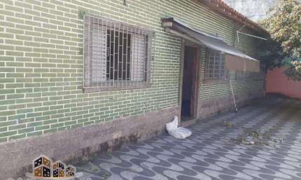 Casa com 3 quartos à venda no Travessão, Caraguatatuba , 344 m2 por R$ 360.000
