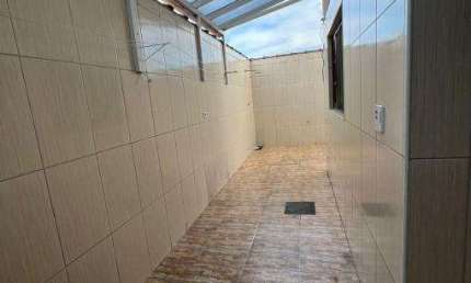 Casa com 2 quartos à venda no Pontal de Santa Marina, Caraguatatuba  por R$ 370.000