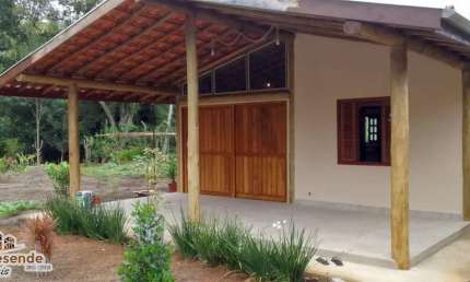 Casa com 2 quartos à venda no Vargem Grande, Natividade da Serra , 1050 m2 por R$ 280.000