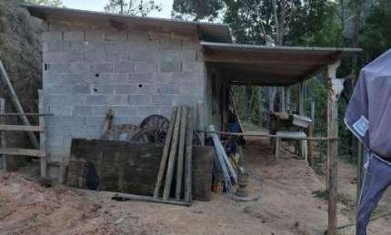 Chácara / sítio com 1 quarto à venda no Laranjal, Natividade da Serra , 72600 m2 por R$ 300.000