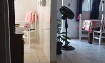 Casa com 2 quartos à venda no Travessão, Caraguatatuba  por R$ 165.000