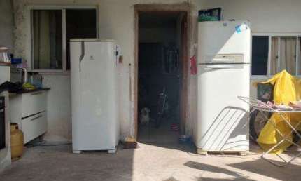 Casa com 3 quartos à venda no Travessão, Caraguatatuba  por R$ 165.000