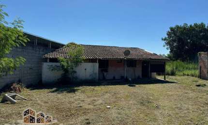 Casa com 2 quartos à venda na Praia da Enseada, São Sebastião , 770 m2 por R$ 430.000