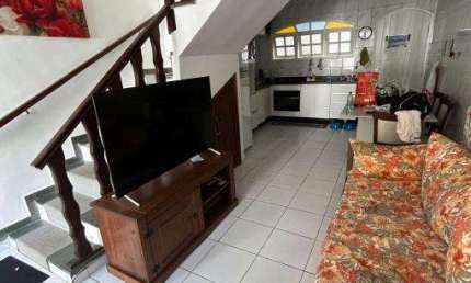 Casa em condomínio fechado com 2 quartos à venda no Prainha, Caraguatatuba  por R$ 590.000