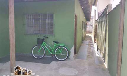 Casa com 2 quartos para alugar no Jardim Jaqueira, Caraguatatuba , 125 m2 por R$ 1.700