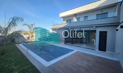 Excelente sobrado, novo, dentro de um dos mais conceituados condomínios da cidade de Campinas. Feita no conceito contemporâneo, aberto e com excelente iluminação natural e privacidade! São 3 suítes, s
