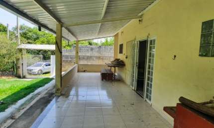 Chácara 03 quartos – Bairro Capuava  -Tranquila para moradia.
