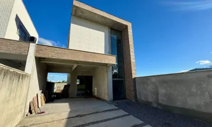 Casa com 3 quartos à venda na Rua São Pedro, 12, Areias de Baixo, Governador Celso Ramos