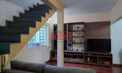 Casa com 4 quartos à venda em Floramar, Belo Horizonte  por R$ 585.000